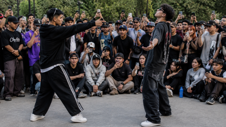 ¿Qué es “farmear aura”? La tendencia viral que saltó de TikTok a las calles de México