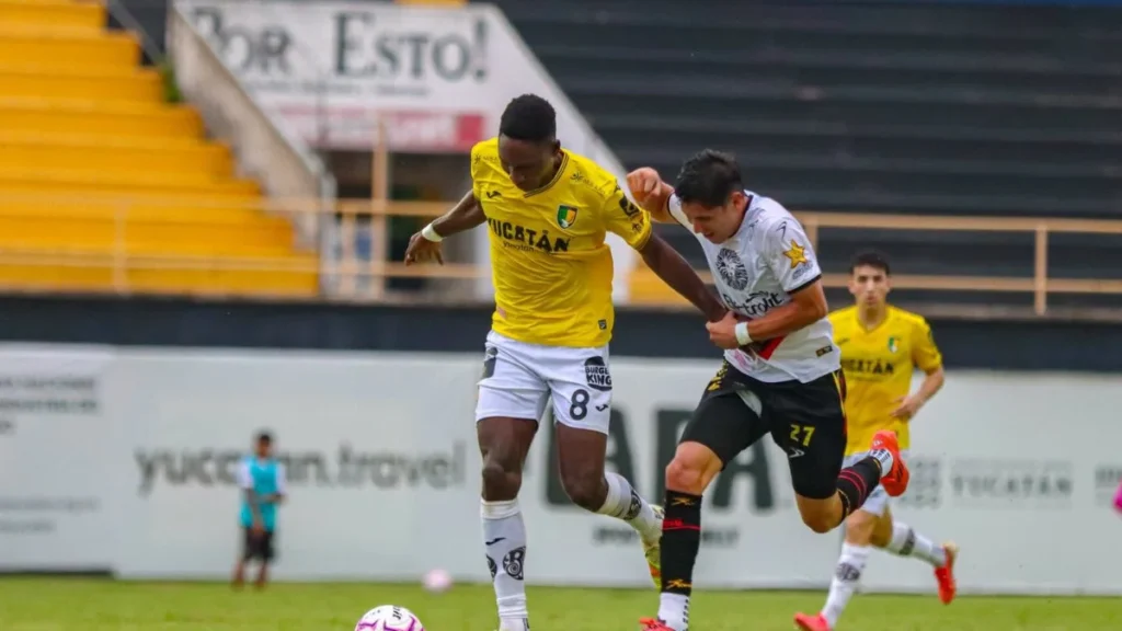Venados deja escapar la victoria ante Leones Negros y se prepara para el Clásico Peninsular